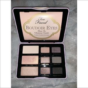 BOUDOIR EYES TOO FACED PALETTE